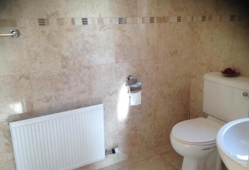 Channel View Bed & Breakfast