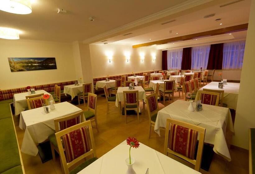 فندق Garni Feichter