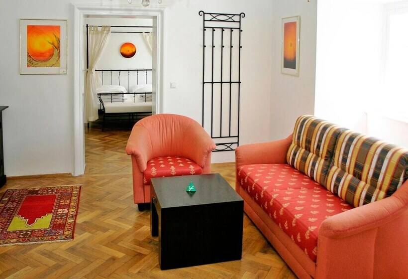 Отель Knappenstöckl