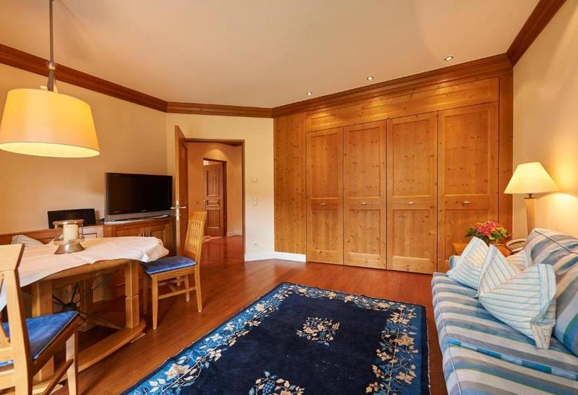 בית מלון כפרי Mohnenfluh