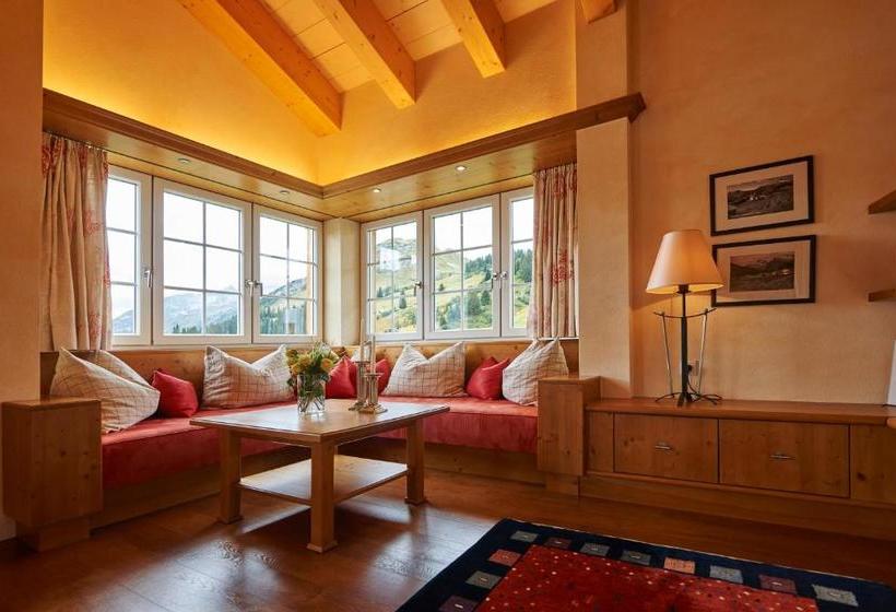 בית מלון כפרי Mohnenfluh