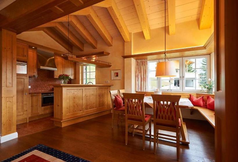 בית מלון כפרי Mohnenfluh