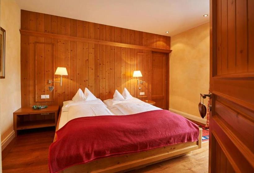 בית מלון כפרי Mohnenfluh