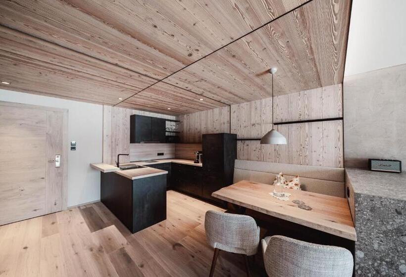 Отель Mons Suites Wine Passion