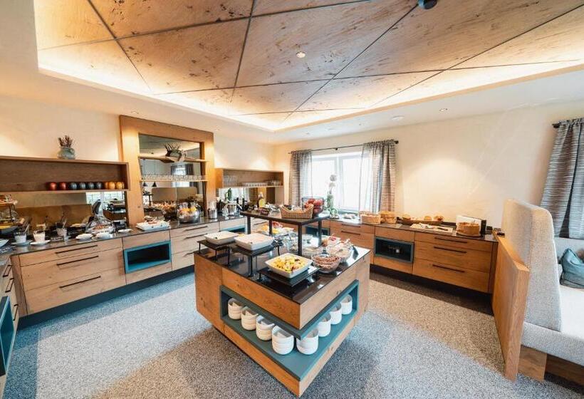 Отель Mons Suites Wine Passion