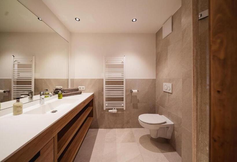 Отель Mons Suites Wine Passion