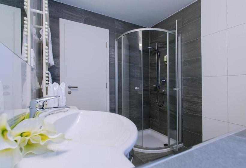 בית מלון כפרי Rundeck