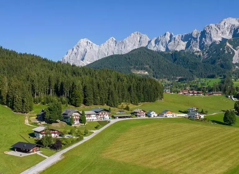 ホテル Tischlbergerhof