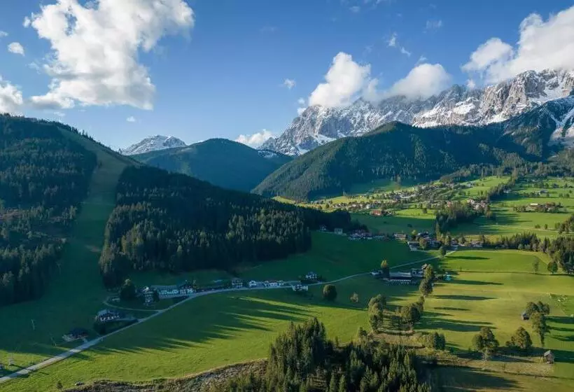 ホテル Tischlbergerhof