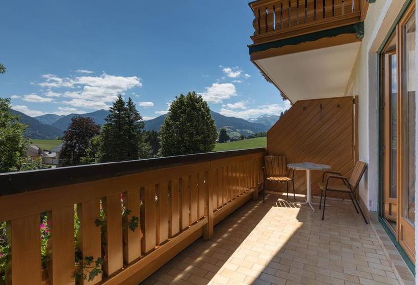 Landhotel Häuserl Im Wald