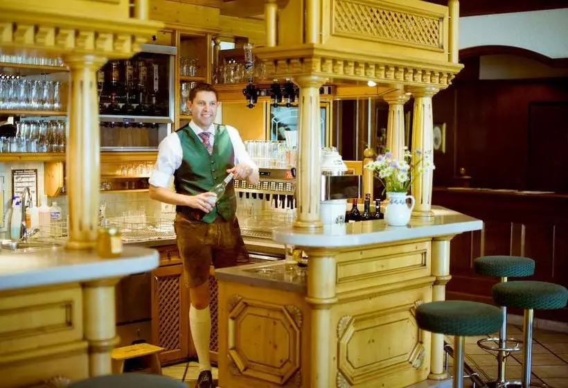 Landhotel Häuserl Im Wald