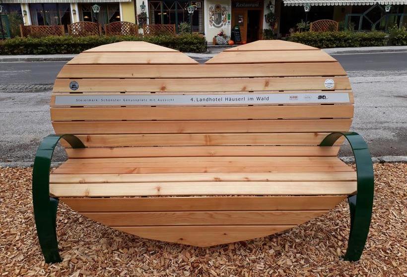 Landhotel Häuserl Im Wald