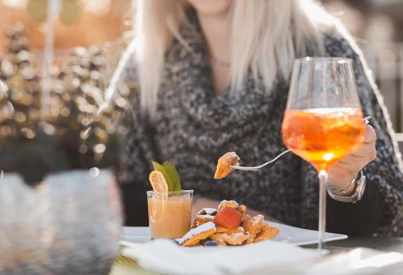 Отель Alpine Resort Goies Superior