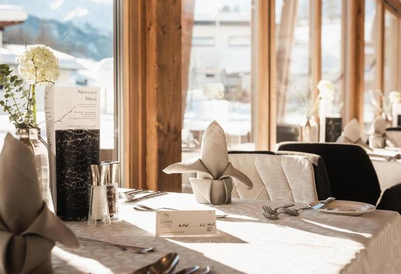 Отель Alpine Resort Goies Superior