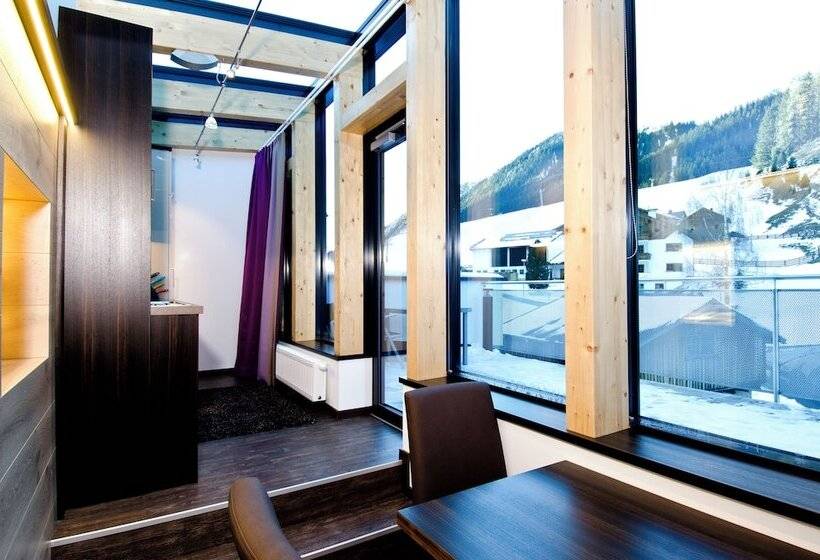 Astellina Hotel Apart