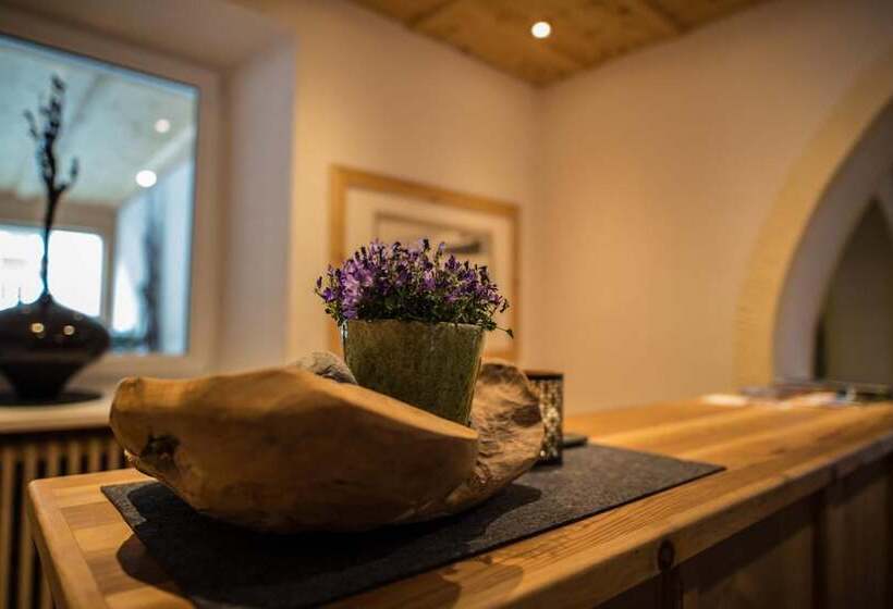 Berghotel Gasthof Gstrein