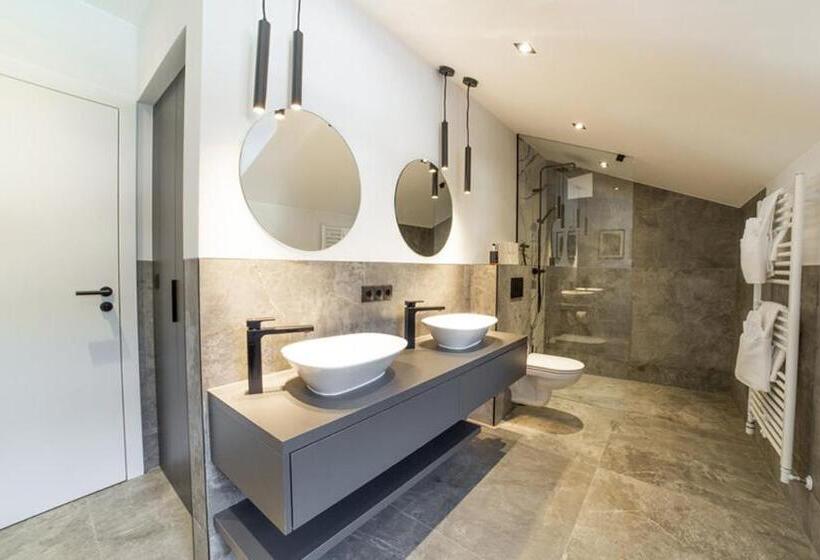 בית מלון כפרי Alpenblick