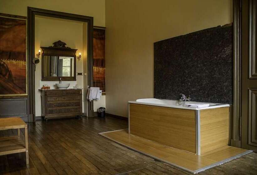 בית מלון כפרי Domaine Du Chateau De La Neuville