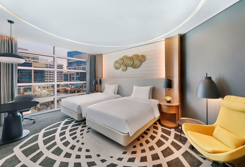 هتل Doubletree By Hilton Dubai Business Bay