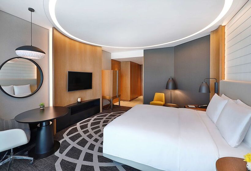هتل Doubletree By Hilton Dubai Business Bay