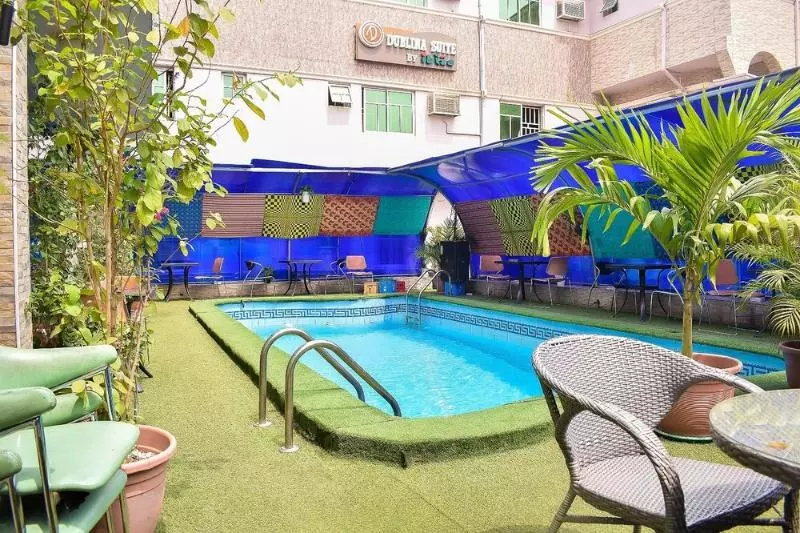 هتل Dublina Suites