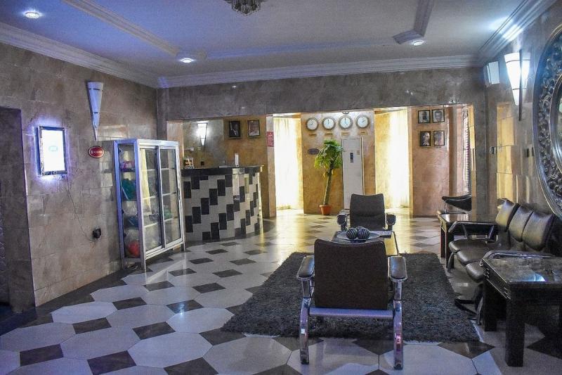 هتل Dublina Suites