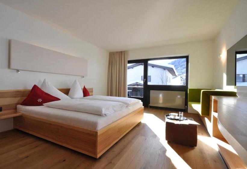 Familienhotel Mateera Gargellen / Montafon