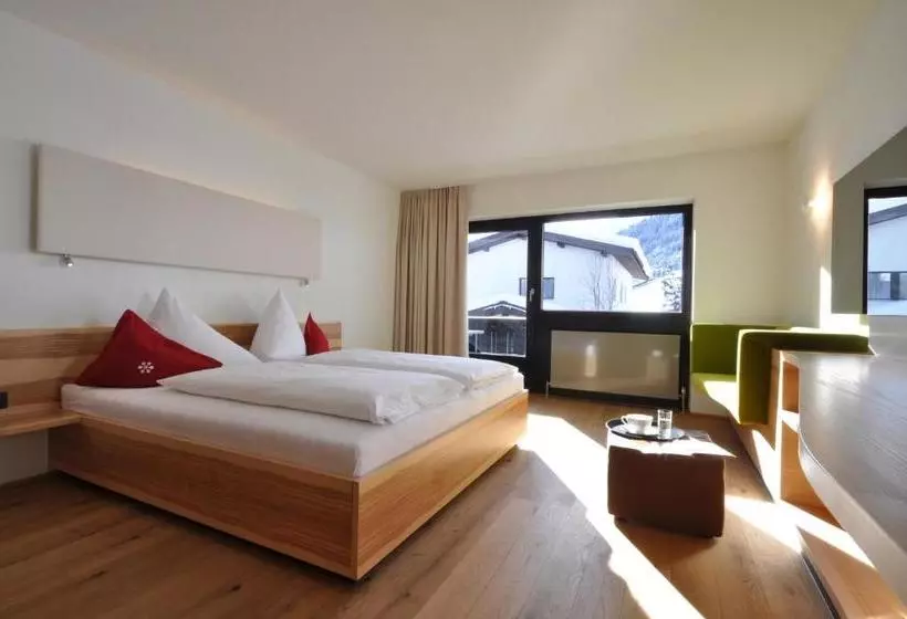 Familienhotel Mateera Gargellen / Montafon