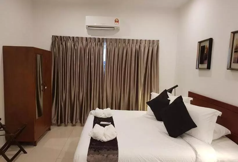 Hotel Heeren Straits