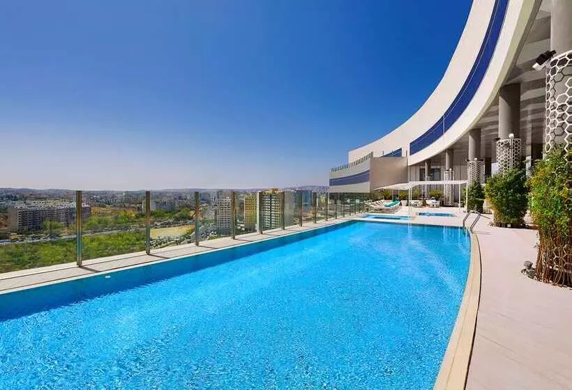 هتل Hilton Tangier City Center