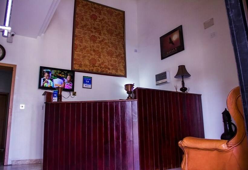 هتل La Patriache Lodge