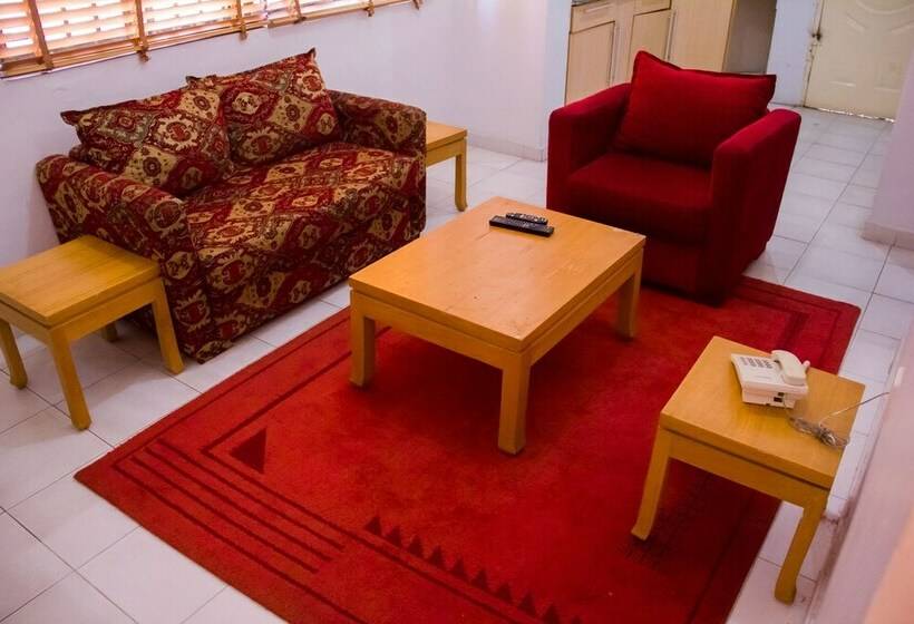 هتل La Patriache Lodge