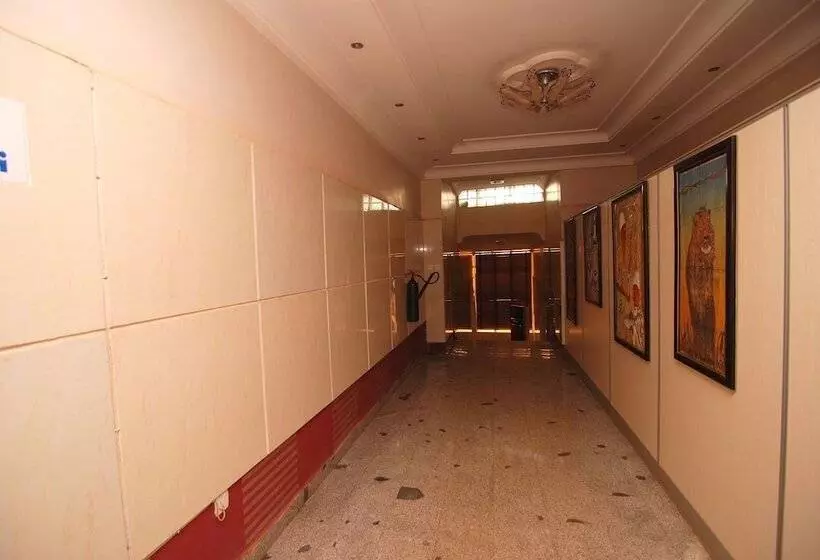 Lapour Hotels Ltd