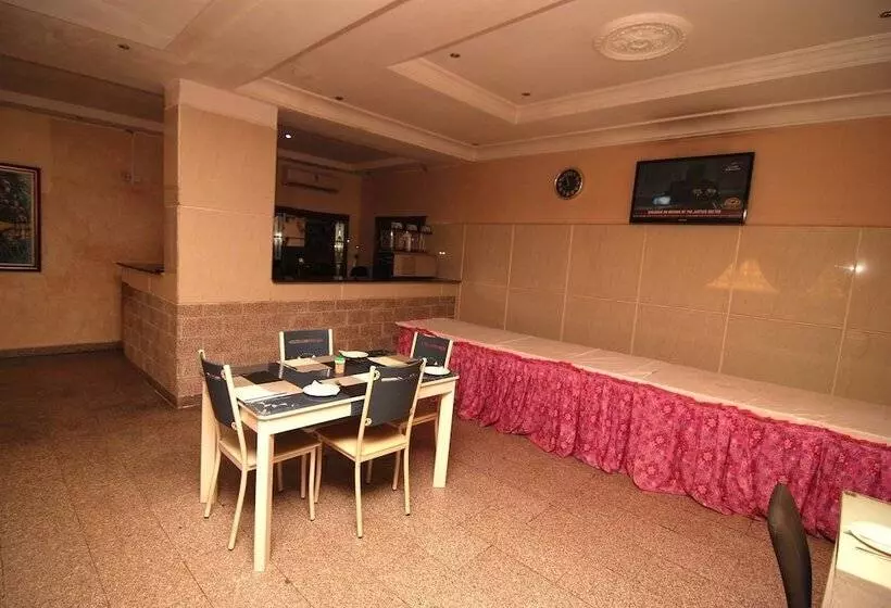 Lapour Hotels Ltd