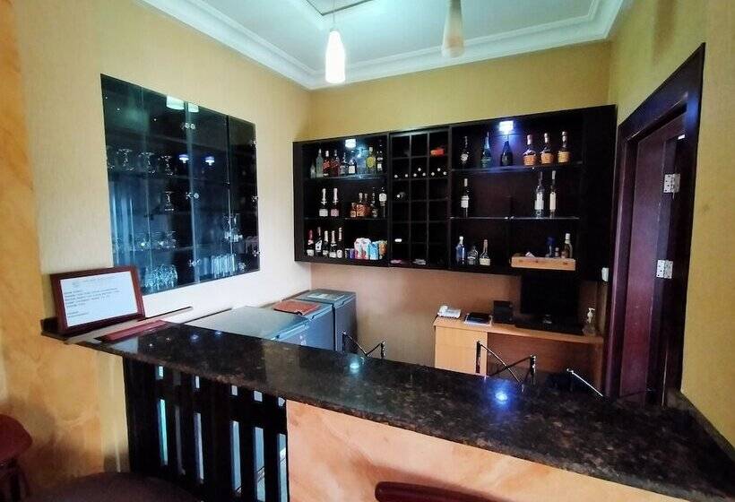 هتل Laps New World