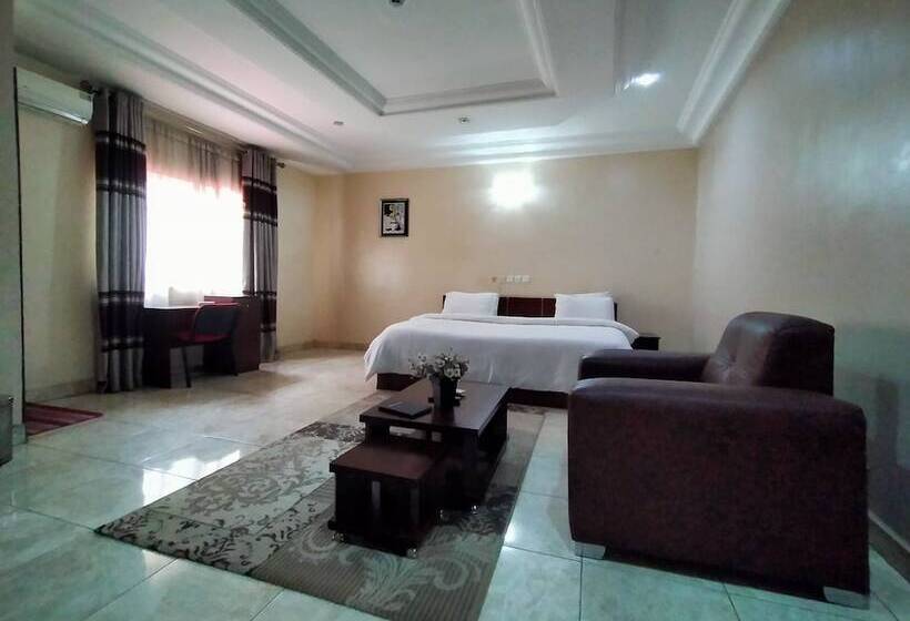 هتل Laps New World