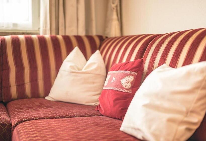 בית מלון כפרי Schartner