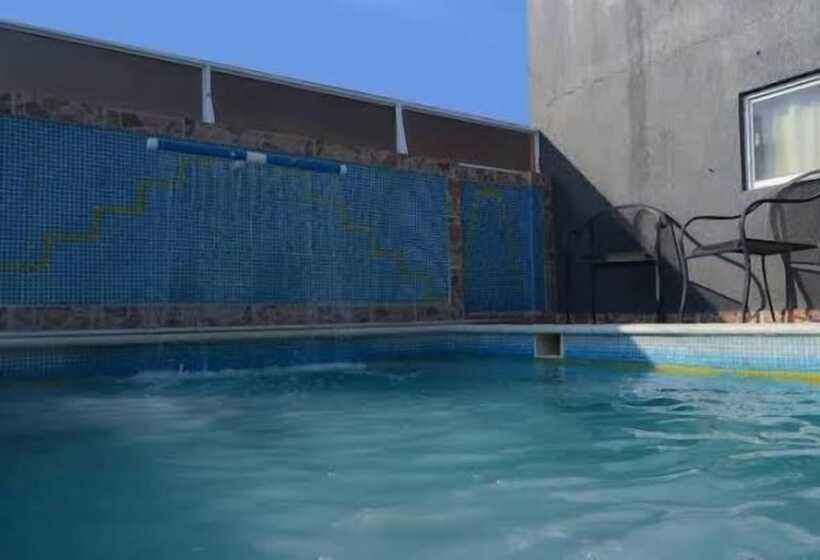 هتل & Suites Bausan