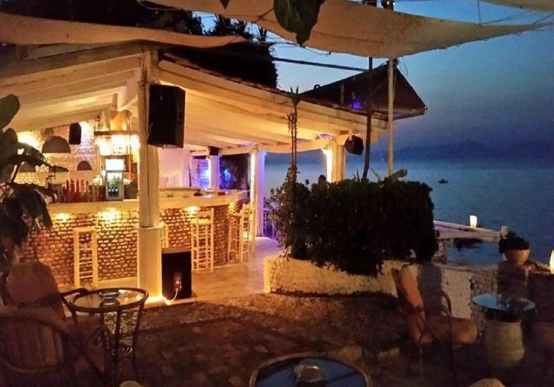 בית מלון כפרי Taradella