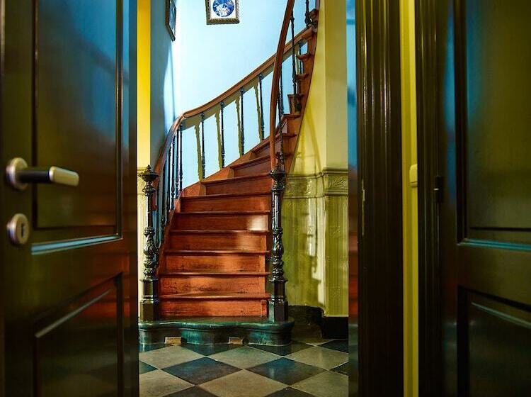 هتل Villa Christina