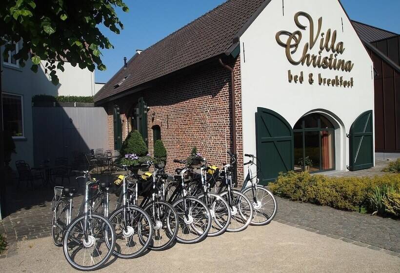 هتل Villa Christina