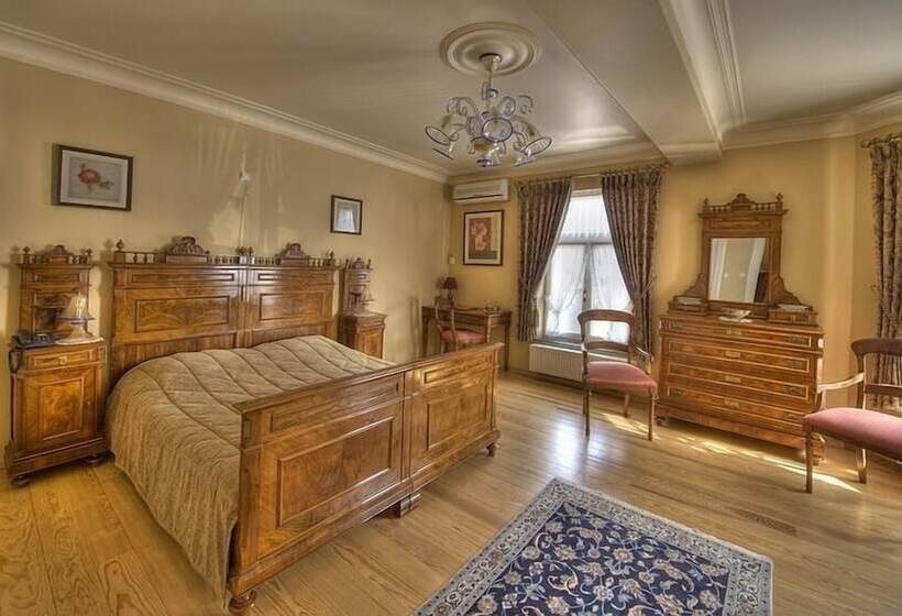 هتل Villa Christina