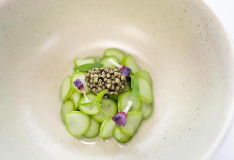 Sattlerhof Genießerhotel & Weingut