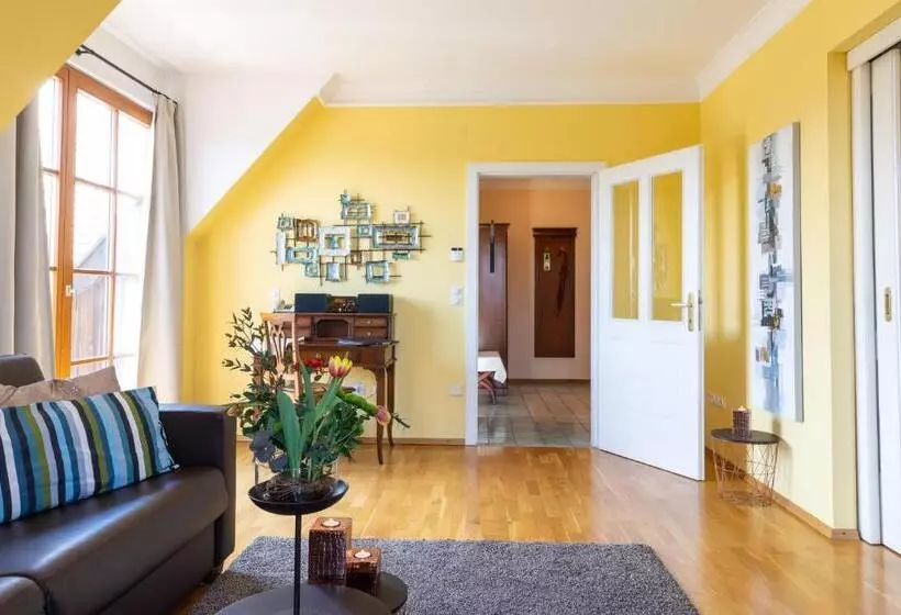 Sattlerhof Genießerhotel & Weingut