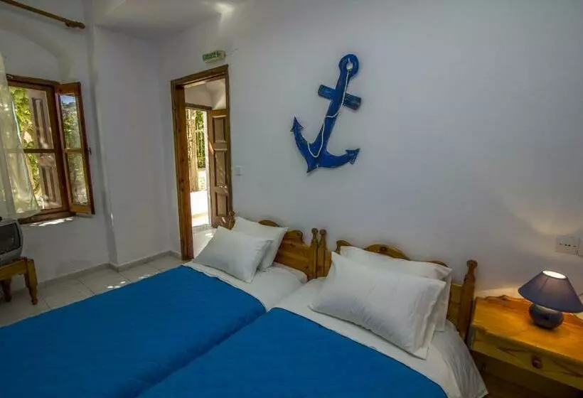 Symi Center