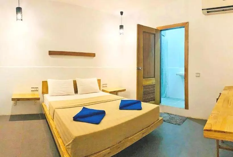 ユースホステル Onederz Sihanoukville