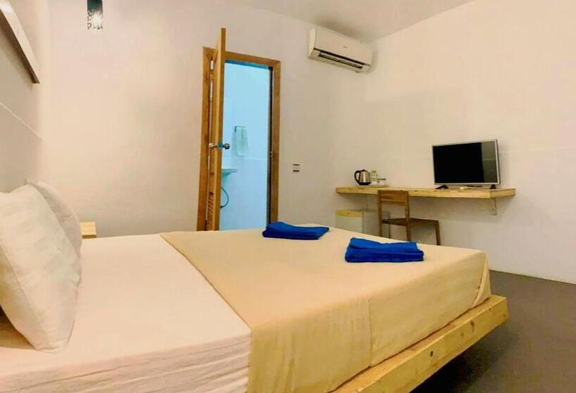 הוסטל Onederz Sihanoukville