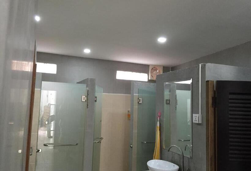 הוסטל Onederz Sihanoukville