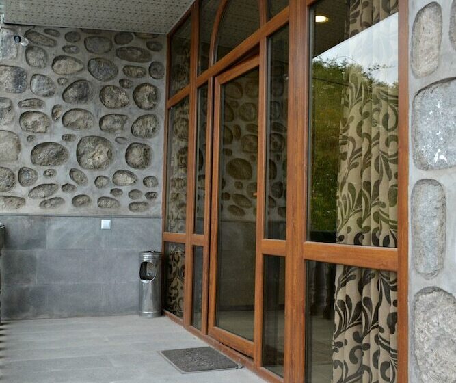 Avagyan S Hotel Restaurant