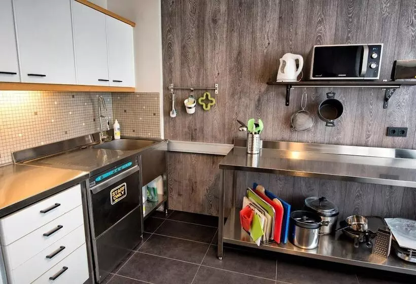 B14 Hostel